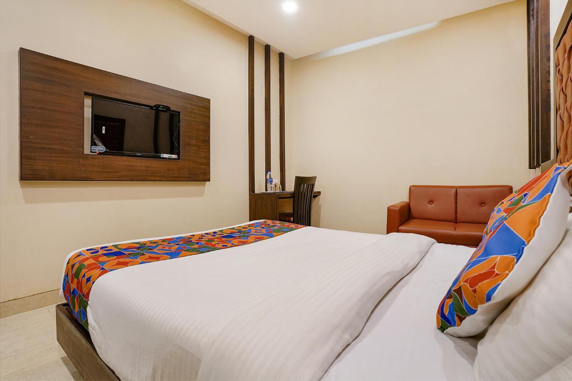Fabhotel Vertigo Suites - Nr Bkc Mumbai Exterior foto