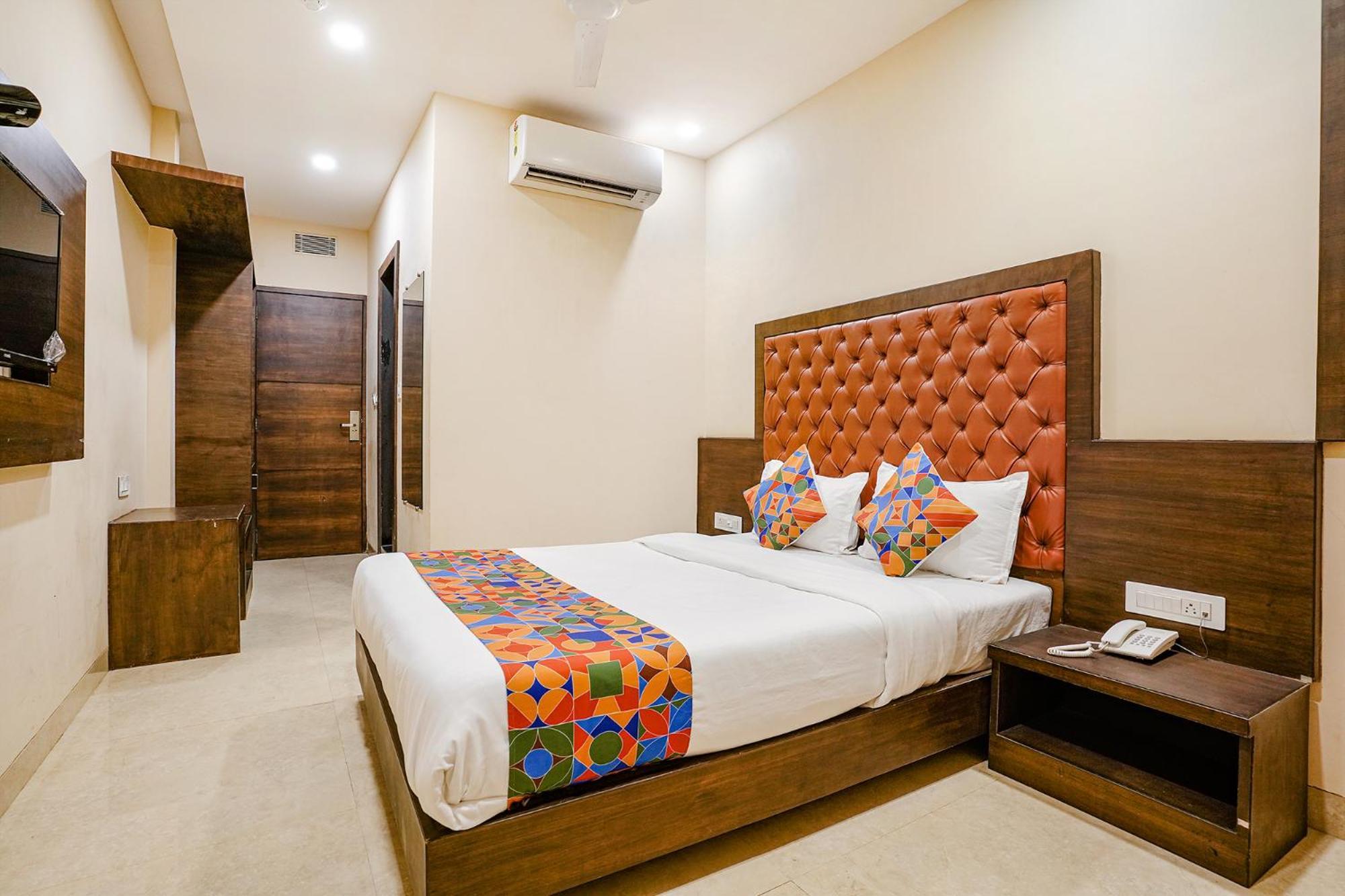 Fabhotel Vertigo Suites - Nr Bkc Mumbai Exterior foto