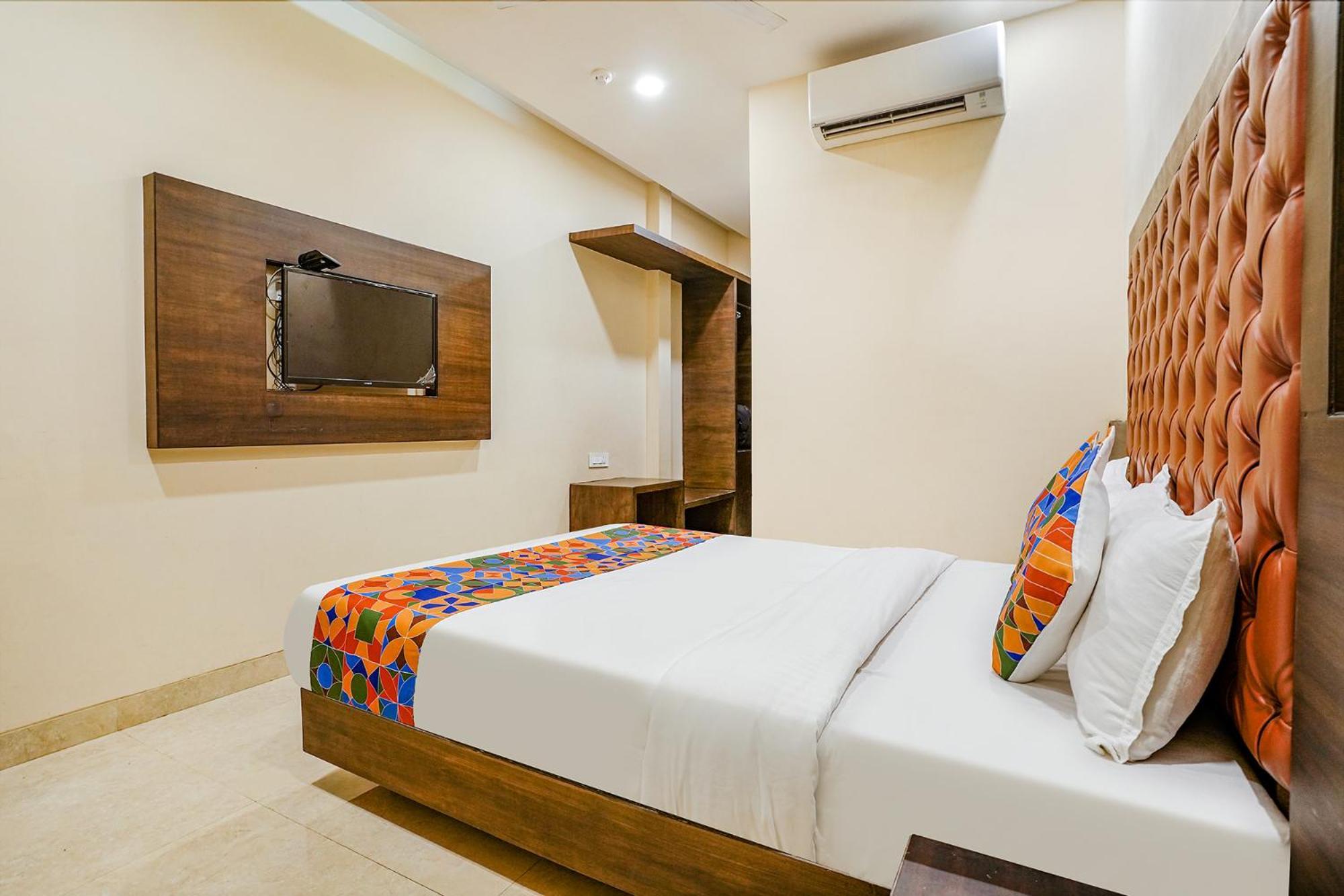 Fabhotel Vertigo Suites - Nr Bkc Mumbai Exterior foto