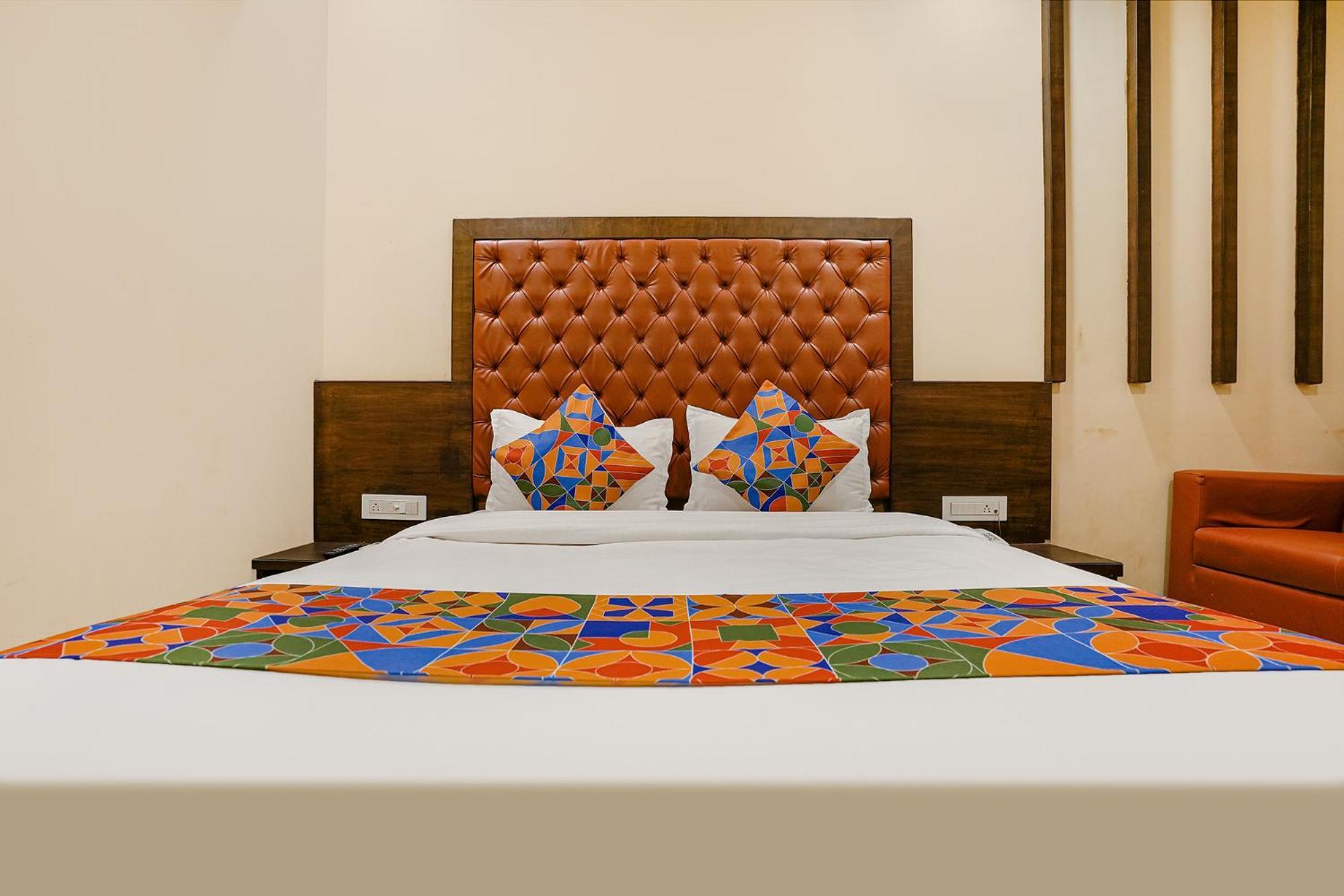 Fabhotel Vertigo Suites - Nr Bkc Mumbai Exterior foto